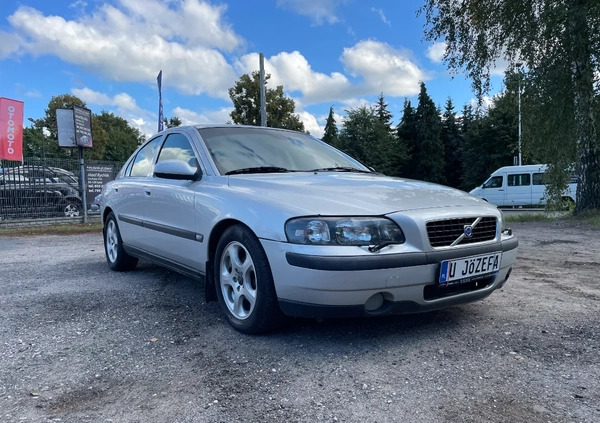Volvo S60 cena 11900 przebieg: 260000, rok produkcji 2002 z Ustka małe 301